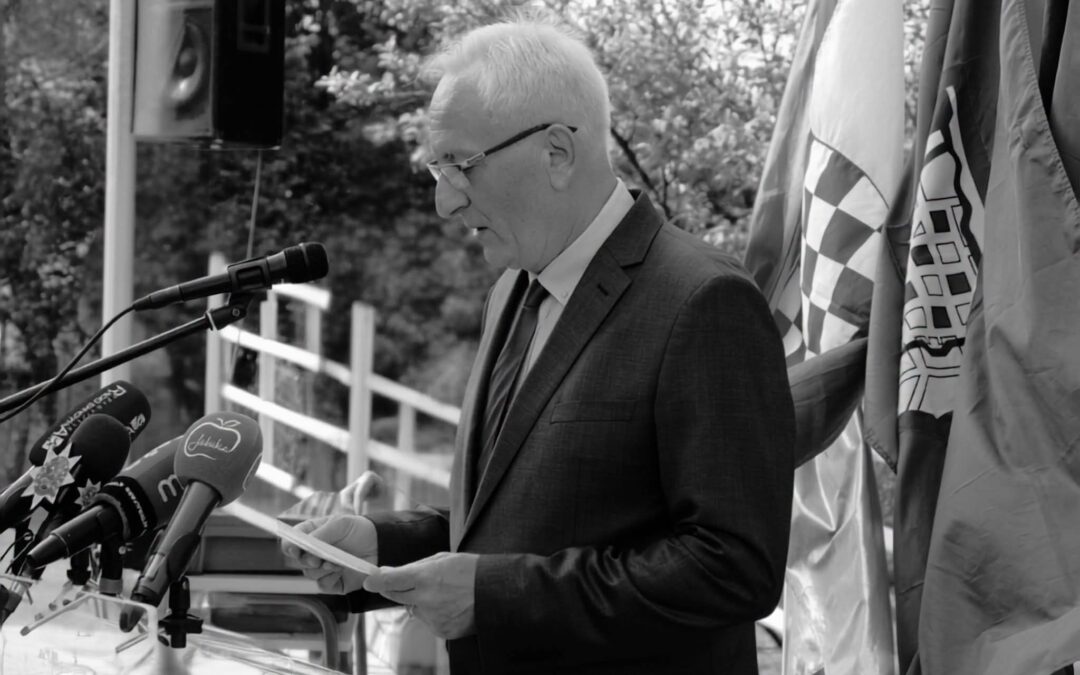 Posljednji ispraćaj bivšeg ravnatelja OŠ Glina Milana Davidovića